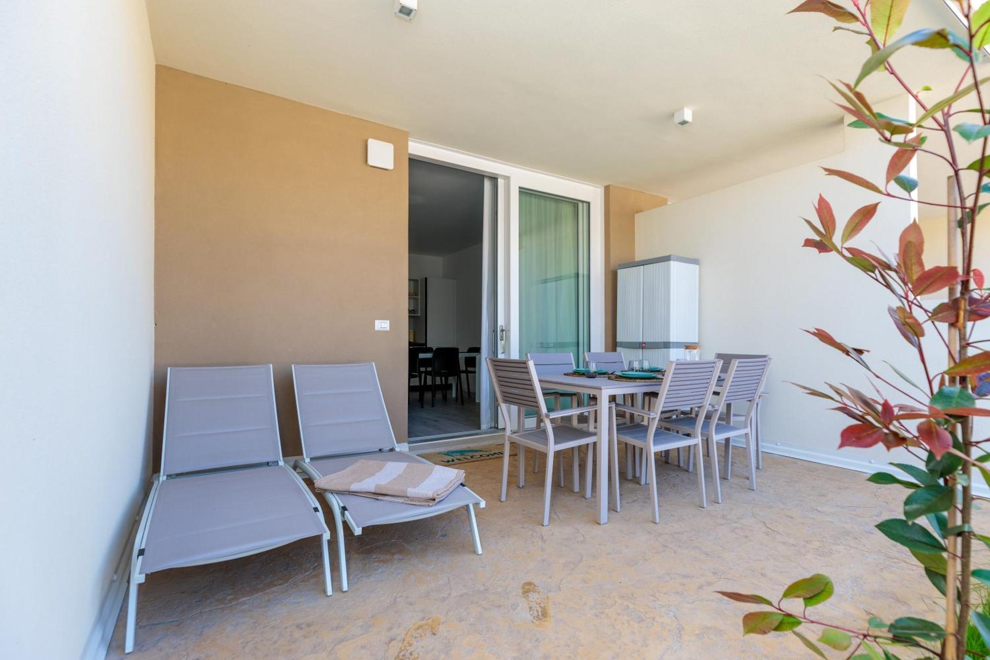 Wave Island! Luxury A - Piscina E Park Free! Holiday home Lido di Jesolo